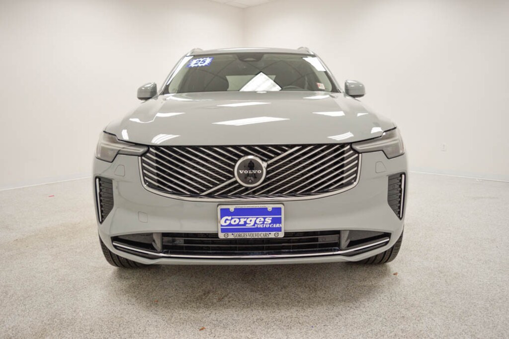 Certified 2025 Volvo XC90 B6 (2025.5) Plus 7-Seater SUV