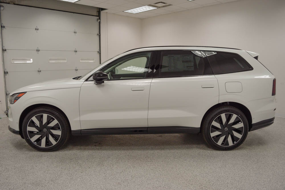 New 2026 Volvo EX90 Twin Motor Ultra 6-Seater SUV