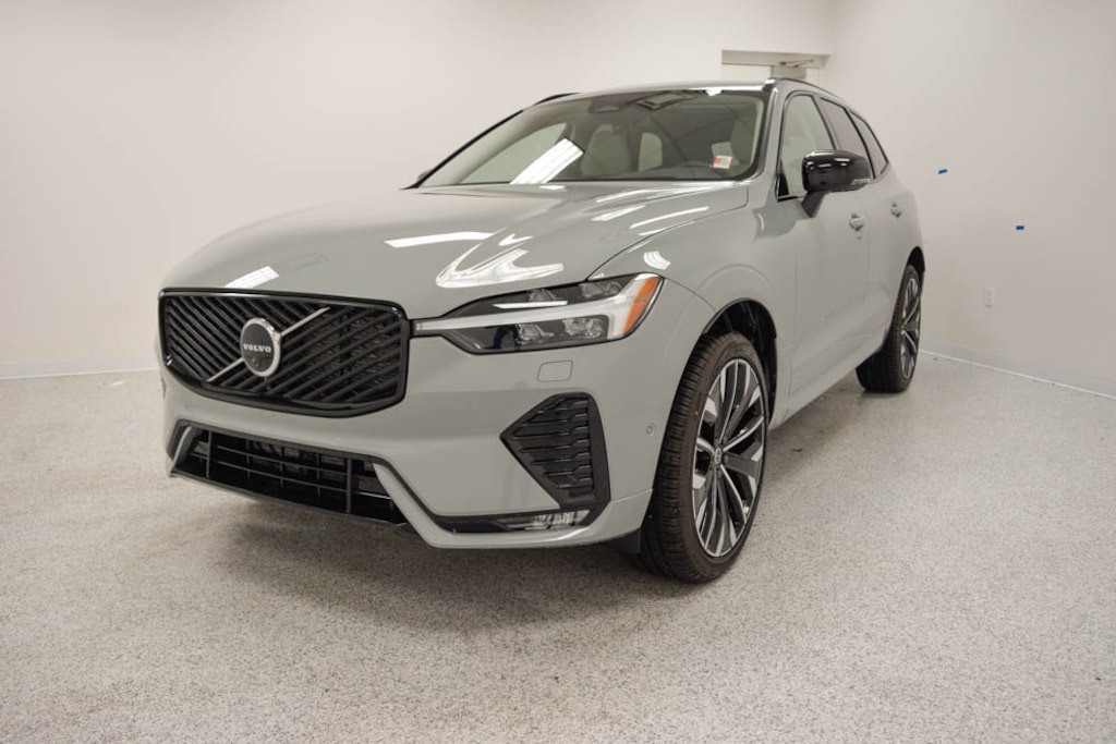 New 2026 Volvo XC60 B5 Ultra SUV