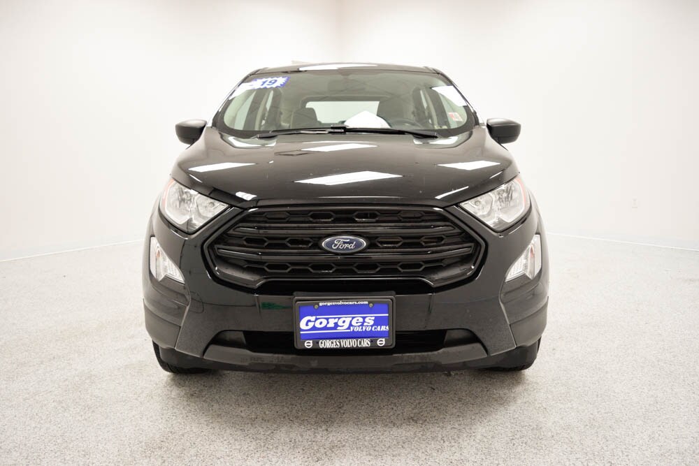 2019 Ford EcoSport S photo 2