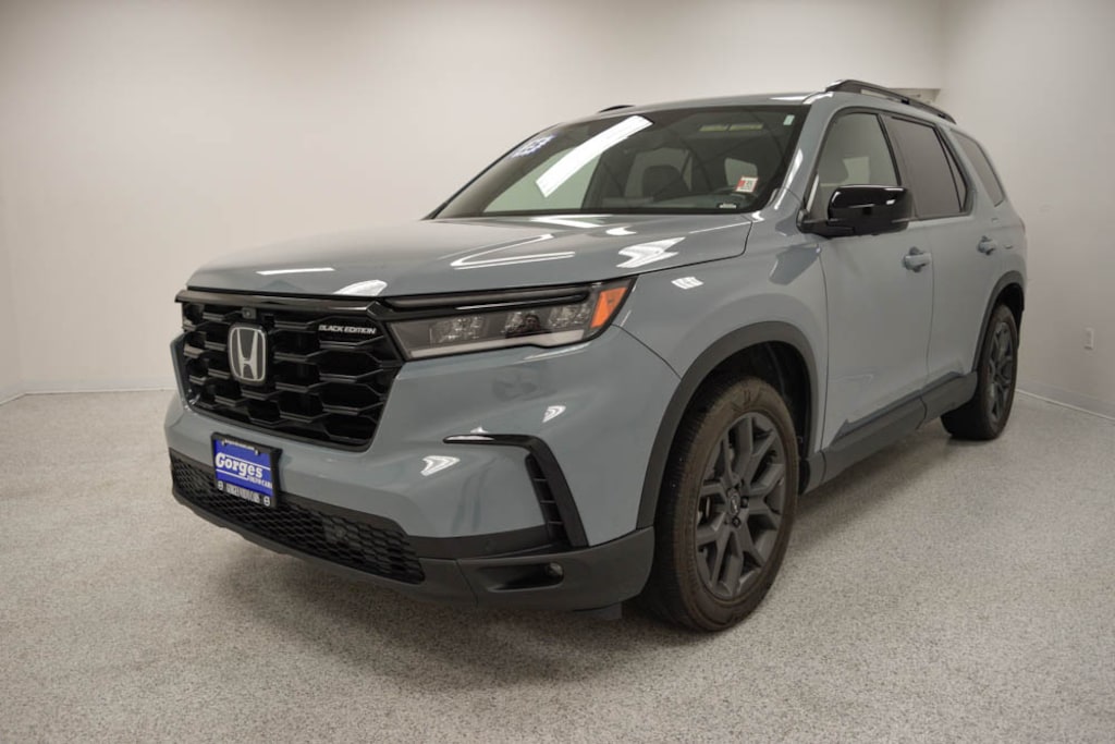 Used 2025 Honda Pilot Black Edition SUV