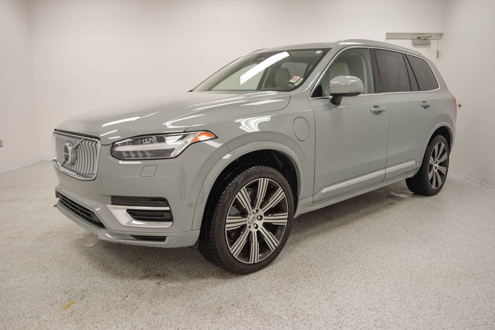 Certified 2025 Volvo XC90 plug-in hybrid T8 Plus 7-Seater SUV