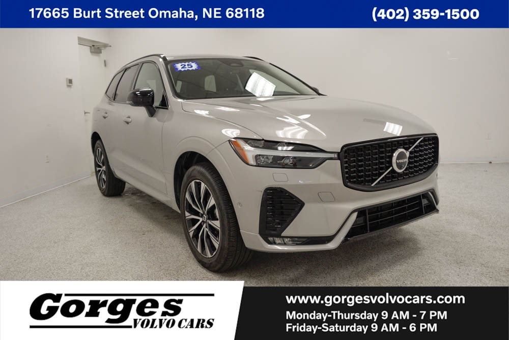 2025 Volvo XC60 B5 Plus Dark AWD's photo
