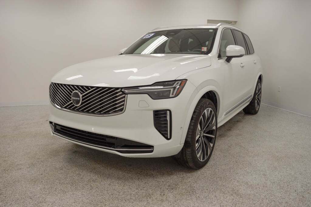 Certified 2025 Volvo XC90 B6 (2025.5) Plus 7-Seater SUV