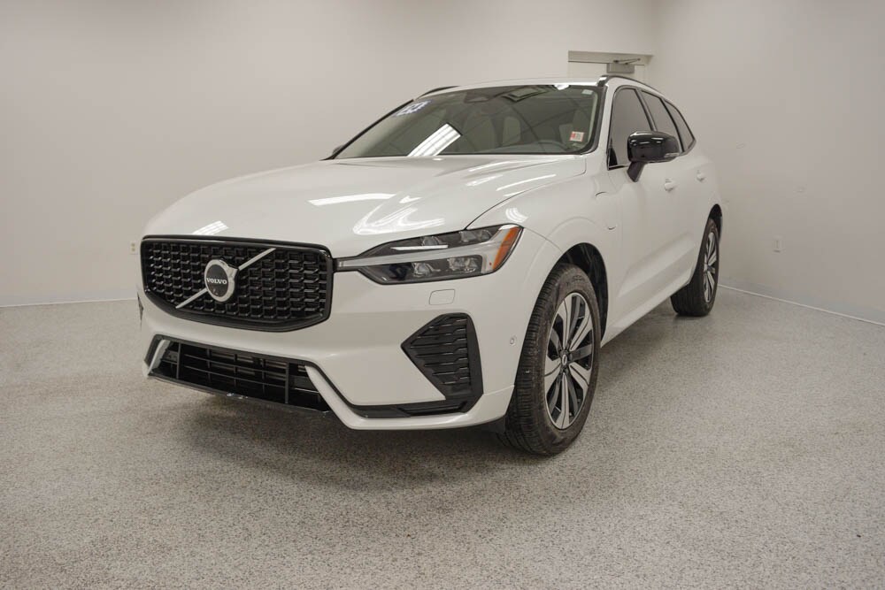 2024 Volvo XC60 Hybrid T8 Plus photo 3