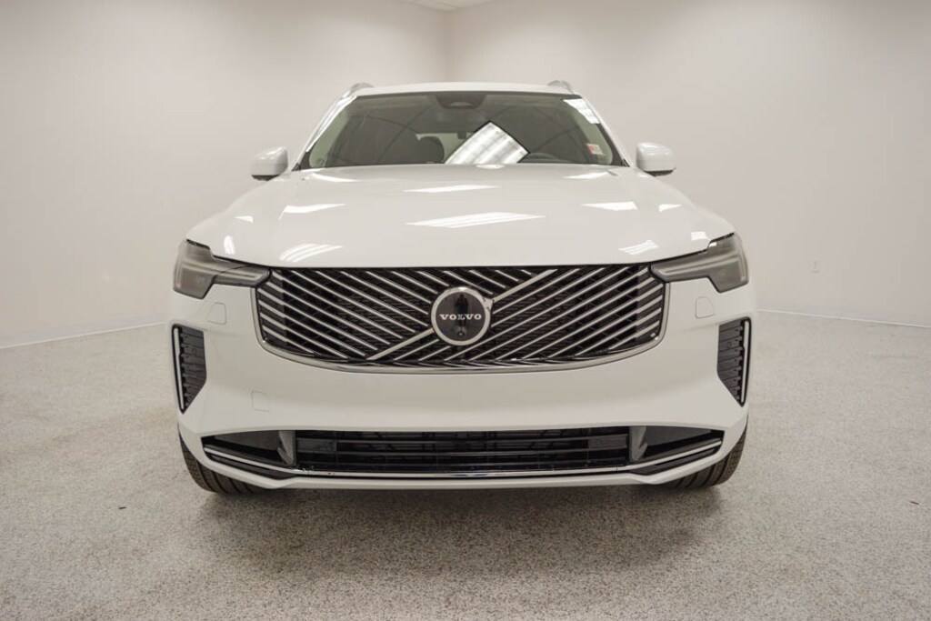 New 2026 Volvo XC90 B6 Plus 7-Seater SUV