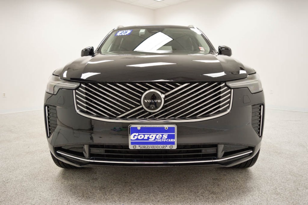 Certified 2025 Volvo XC90 B6 (2025.5) Plus 7-Seater SUV