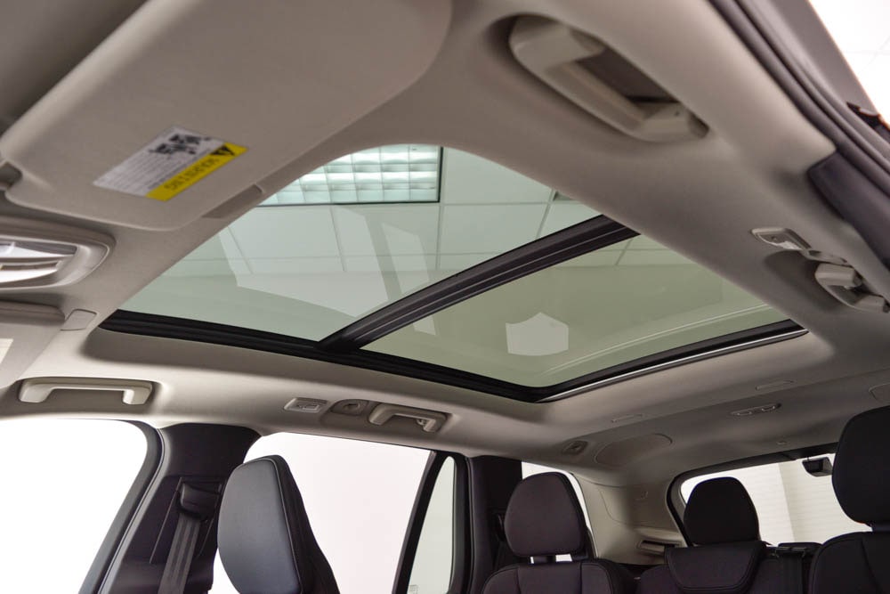 2026 Volvo XC90 Plus - Photo 29