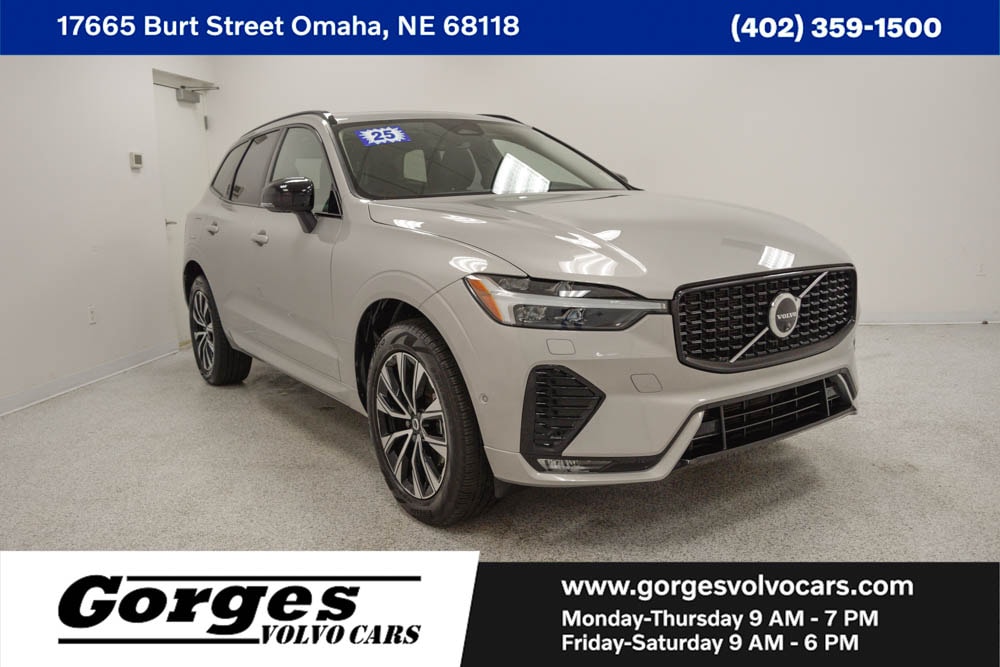 2025 Volvo XC60 B5 Plus Dark AWD's photo
