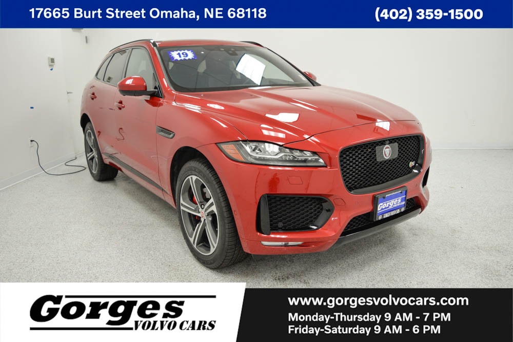2019 Jaguar F-Pace