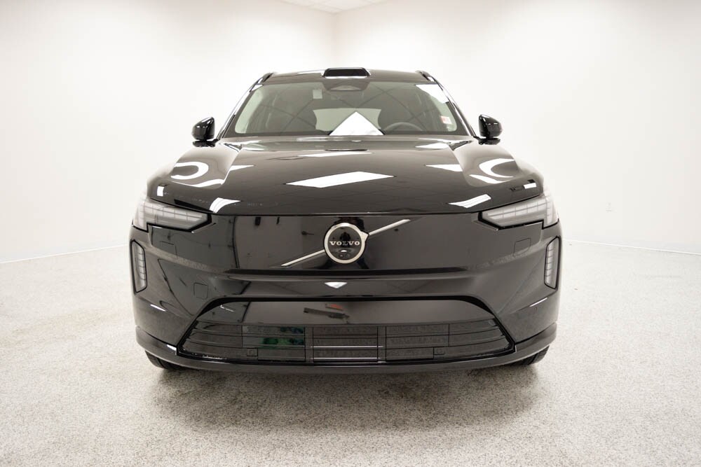 2025 Volvo EX90 Twin Motor Ultra photo 2