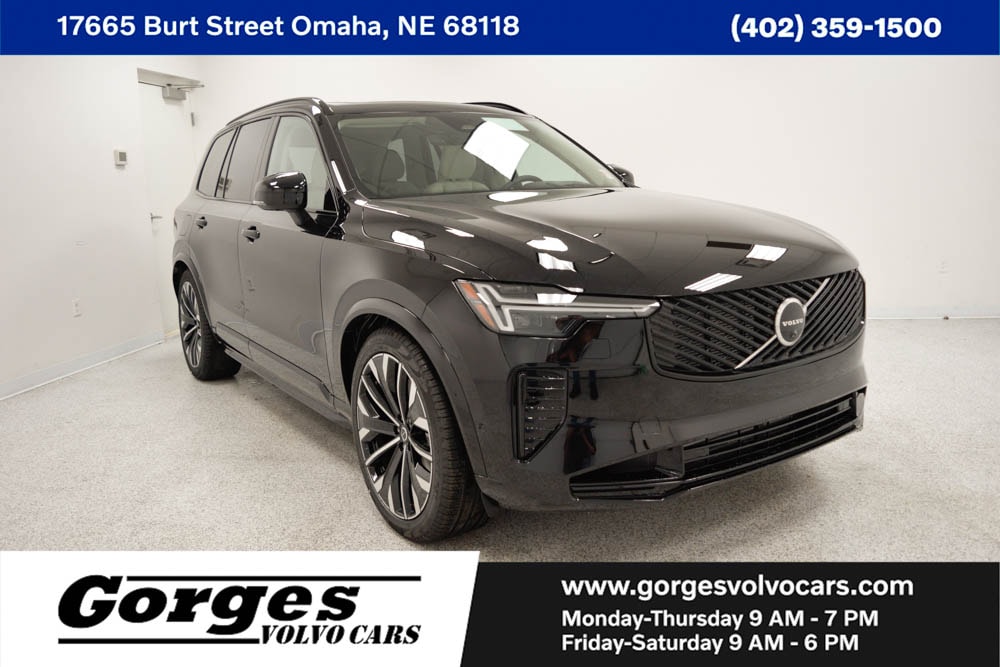 2026 Volvo XC90 T8 Recharge Ultra Dark 6-Seater 4WD's photo