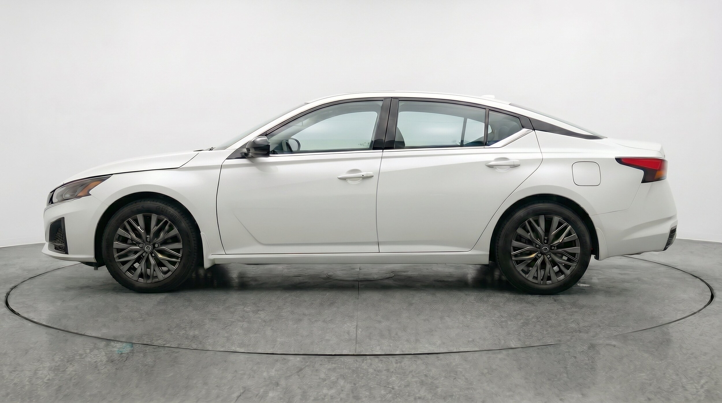 Thumbnail: 2026 Nissan Altima - 5