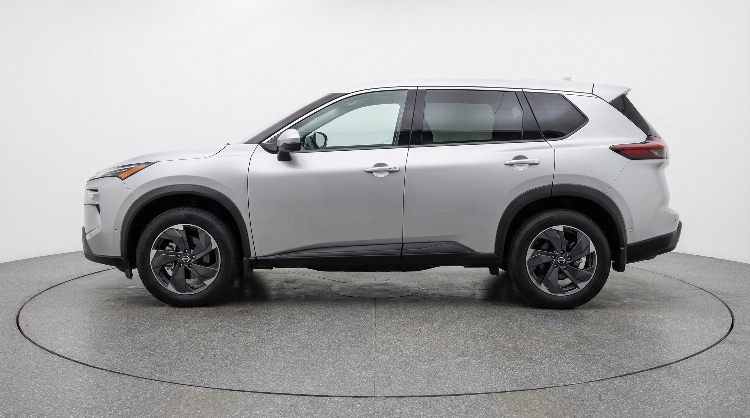 Thumbnail: 2025 Nissan Rogue - 4
