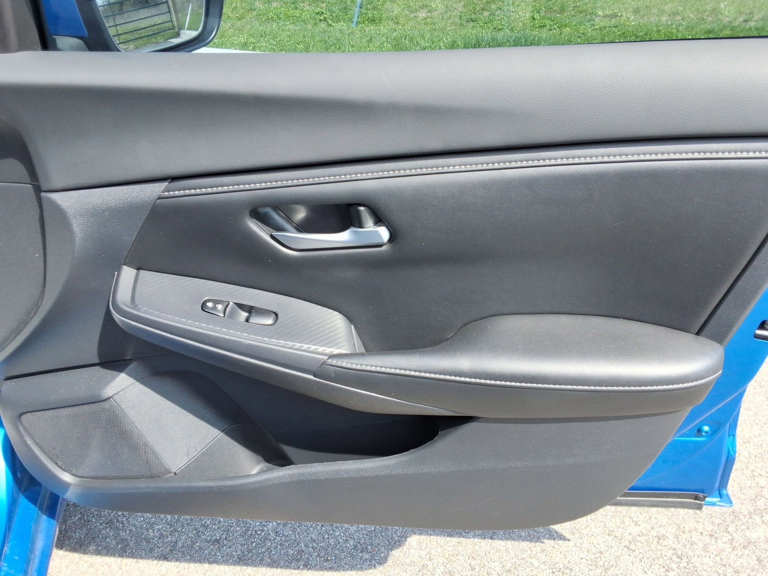 2022 Nissan Sentra SV - Photo 25
