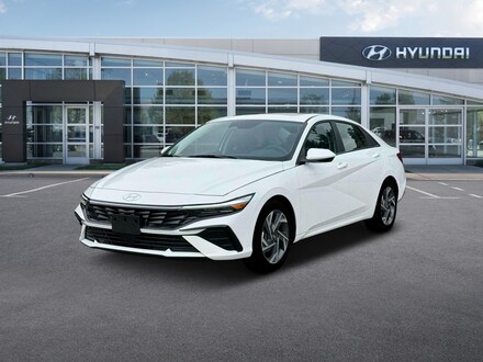 2025 Hyundai Elantra SEL Convenience SEL Convenience IVT