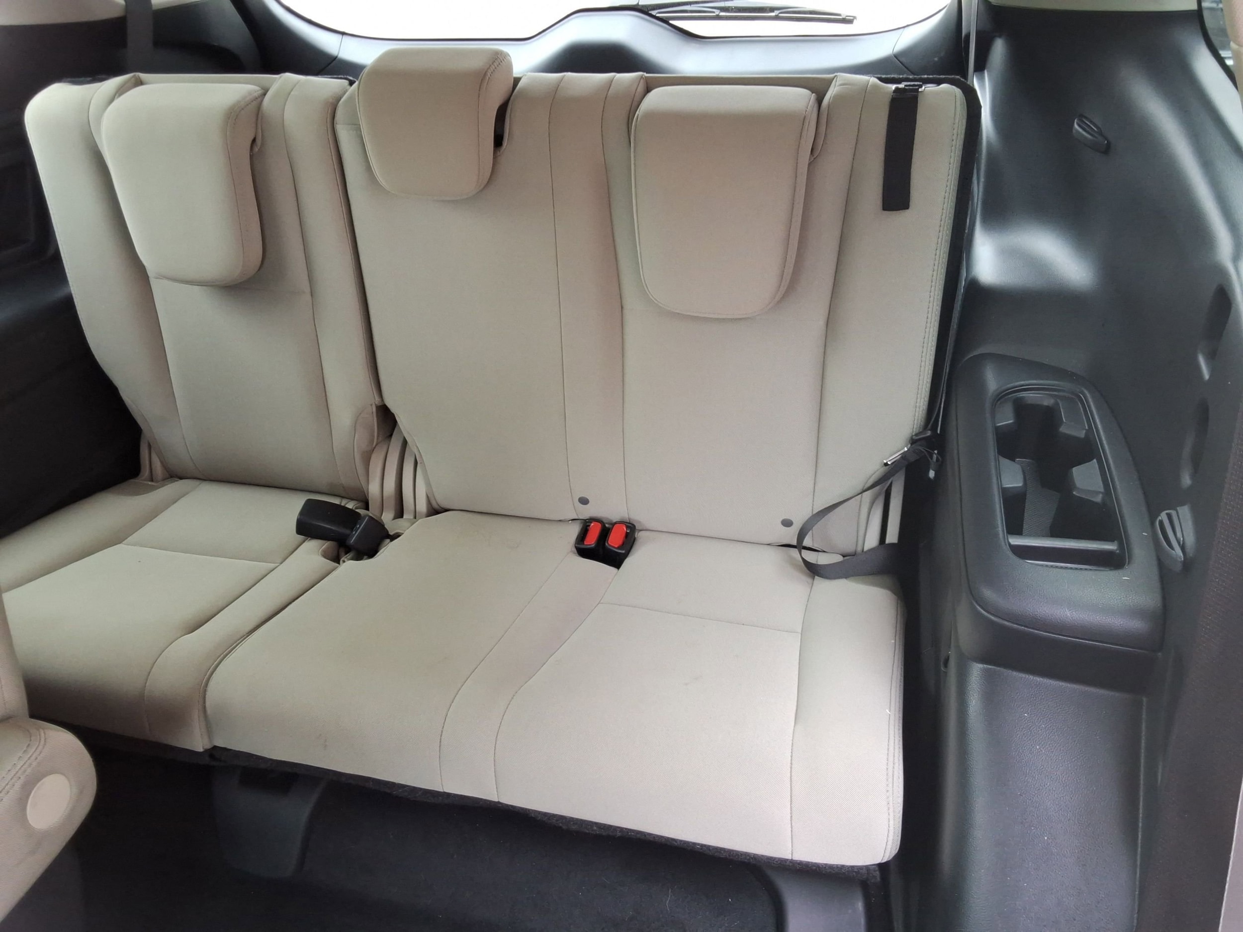2025 Subaru Ascent Premium - Photo 29