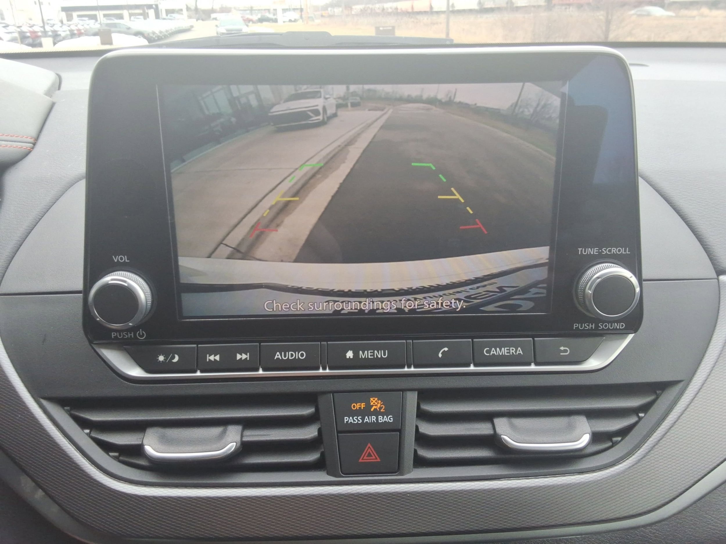 2024 Nissan Altima SR - Photo 16
