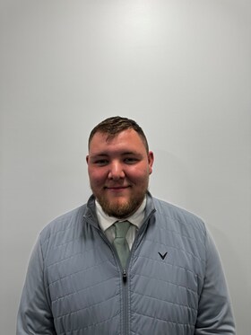 Staff member Adrian Johnson from ID_1c167a5892a0