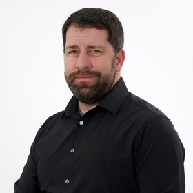 Staff member Steven Burdick from ID_15d5520d00fa