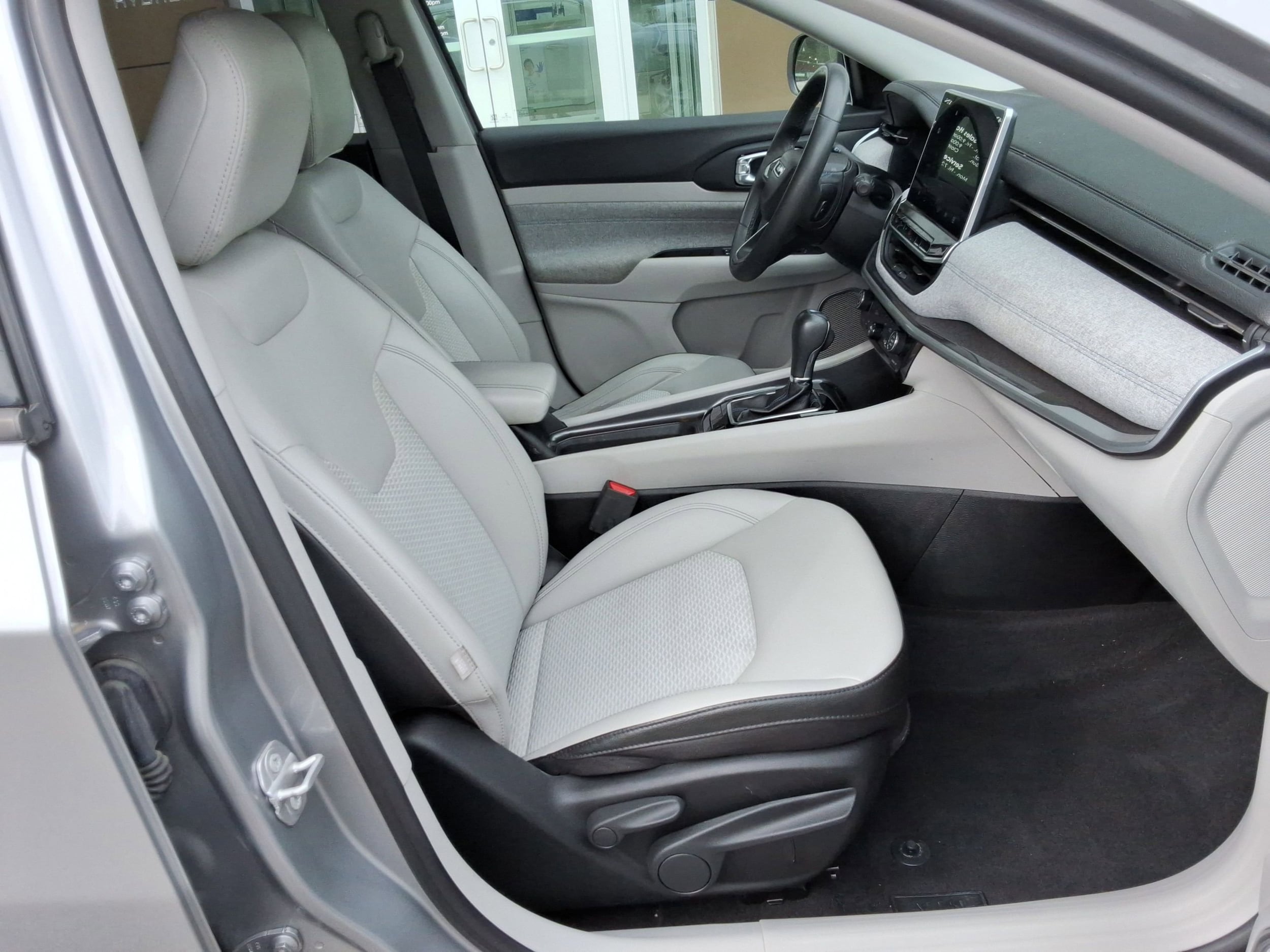 2022 Jeep Compass Latitude - Photo 30