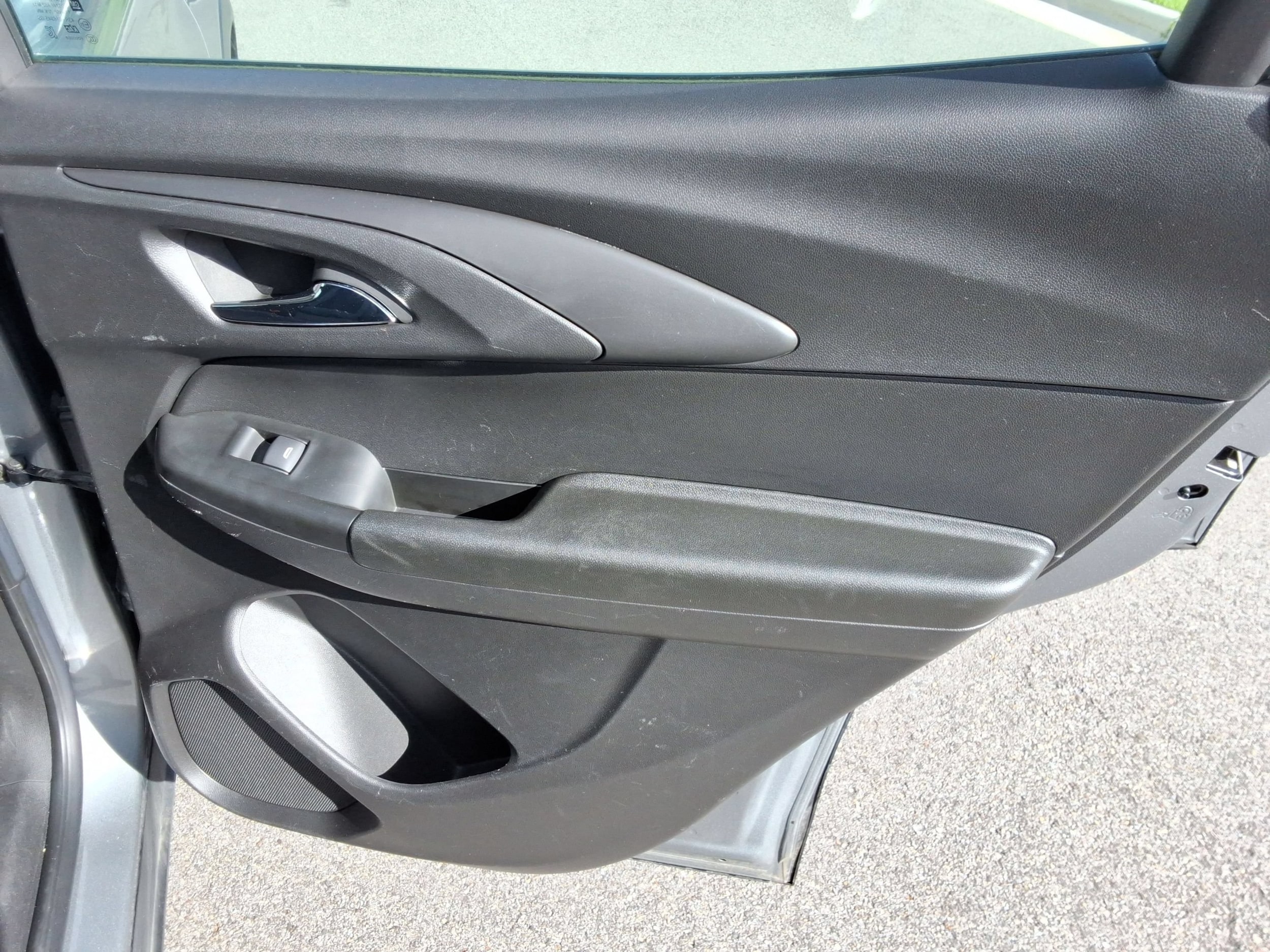 2023 Chevrolet TrailBlazer LS - Photo 24