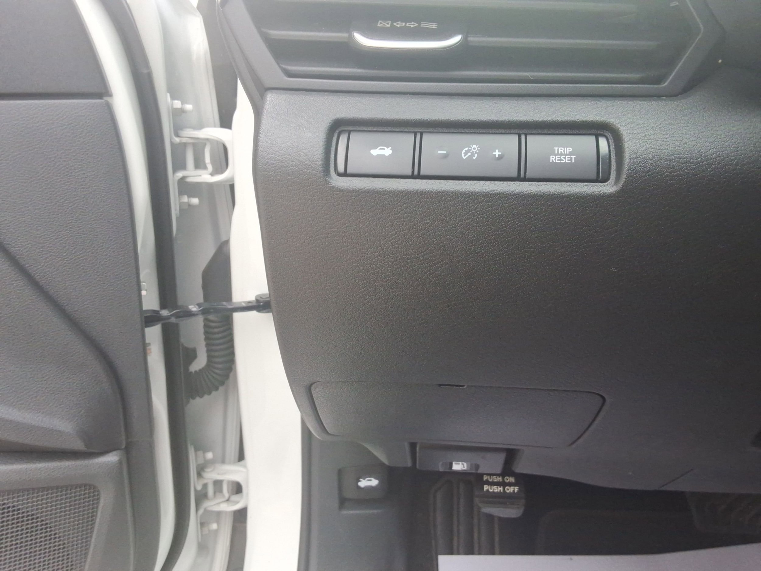 2024 Nissan Altima SR - Photo 20