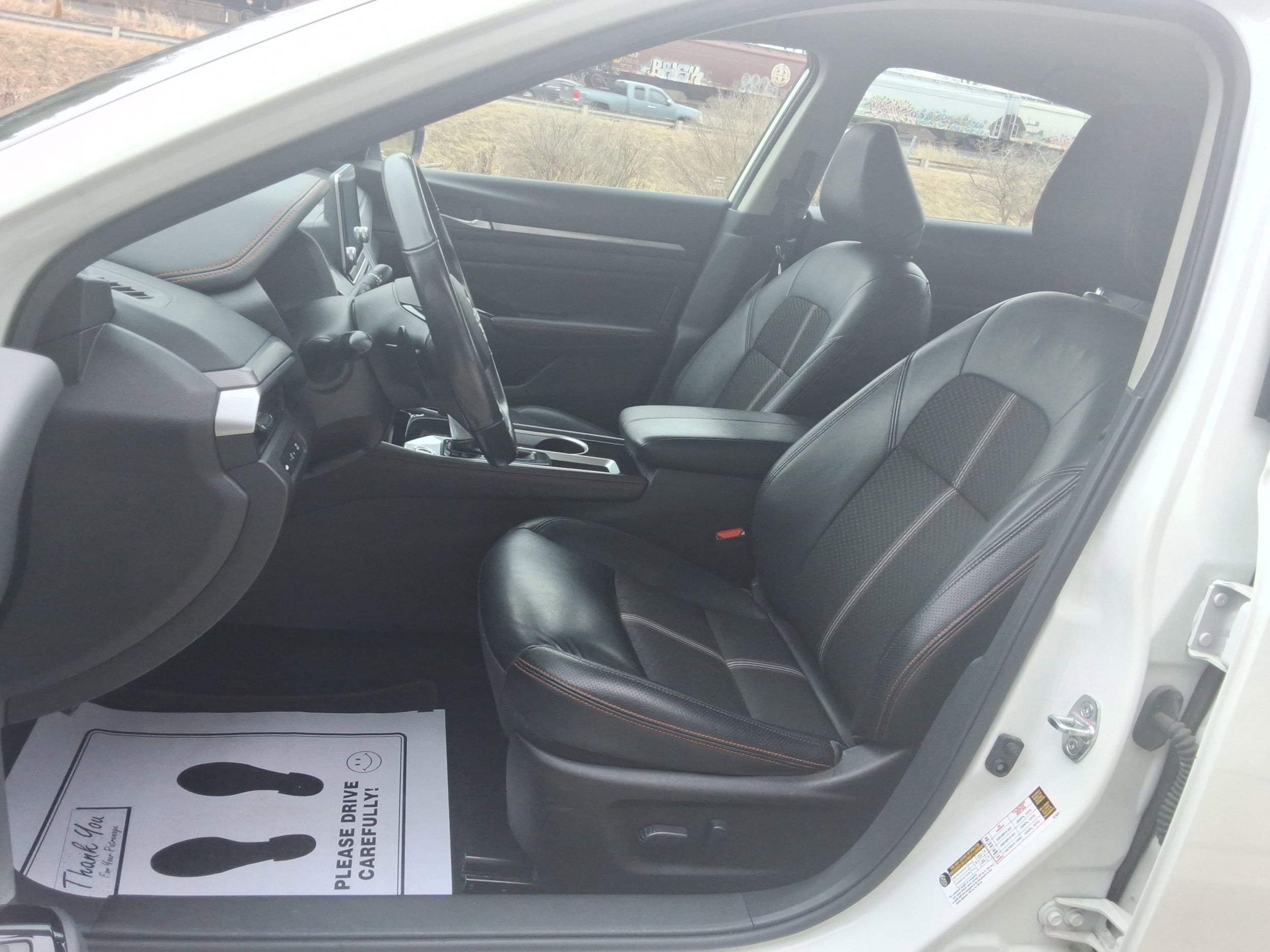 2024 Nissan Altima SR - Photo 25