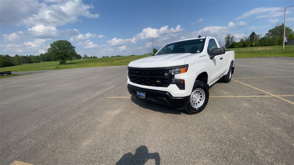 2025 Chevrolet Silverado 1500 photo 4
