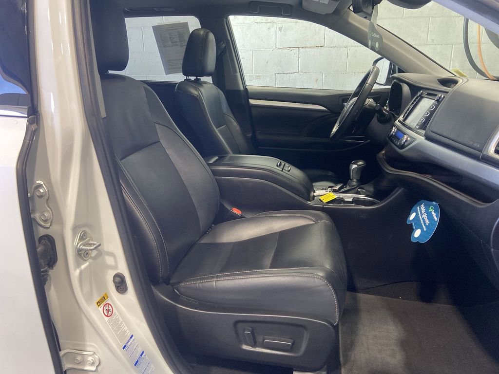 2019 Toyota Highlander XLE - Photo 28