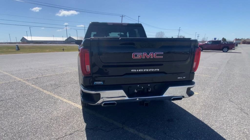 2022 GMC Sierra 1500 SLT - Photo 7