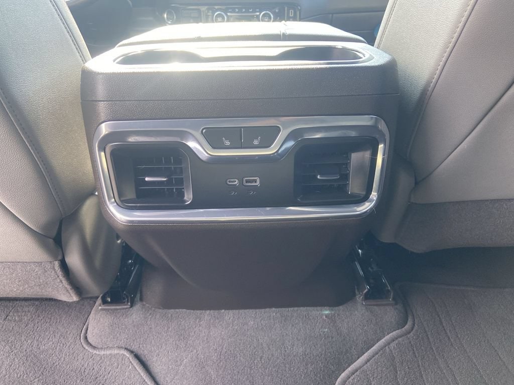2023 GMC Sierra 1500 SLT - Photo 21