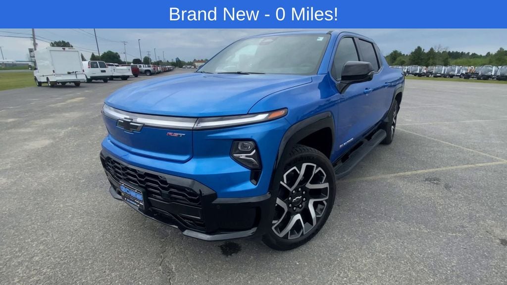 2025 Chevrolet Silverado EV RST - Photo 62