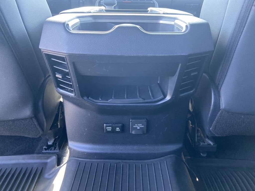 2025 Toyota Tundra Limited - Photo 29