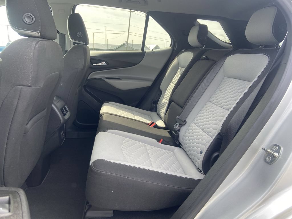 2020 Chevrolet Equinox LS - Photo 24