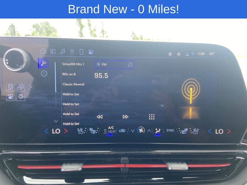 2025 Chevrolet Silverado EV RST - Photo 13
