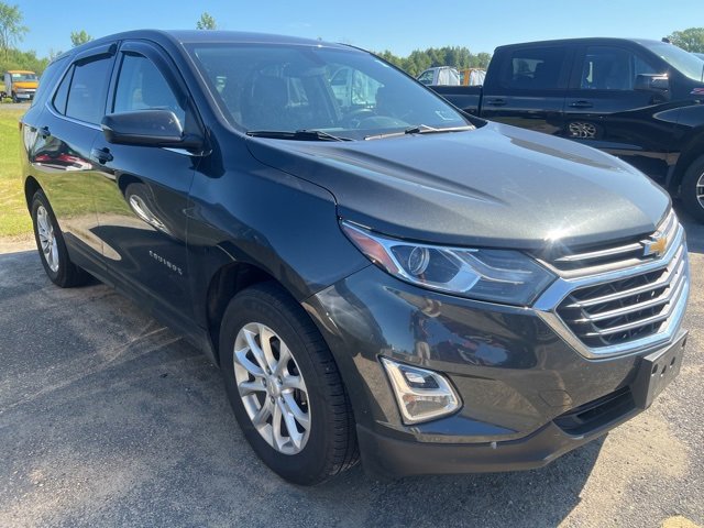 2018 Chevrolet Equinox LT photo 2