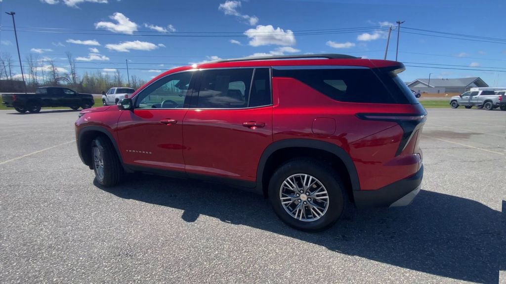 2025 Chevrolet Traverse LT - Photo 6