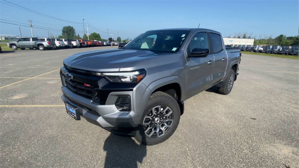 2025 Chevrolet Colorado Z71 photo 4