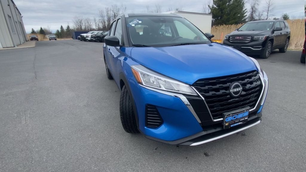 Used 2023 Nissan Kicks SV with VIN 3N1CP5CV7PL525926 for sale in Champlain, NY