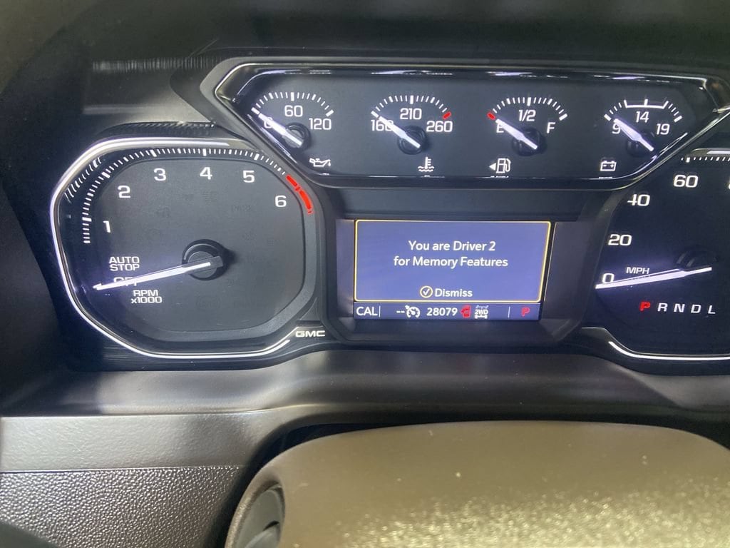 2021 GMC Sierra 1500 SLT - Photo 11