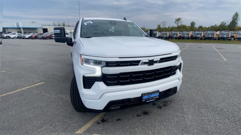 2022 Chevrolet Silverado 1500 RST photo 3