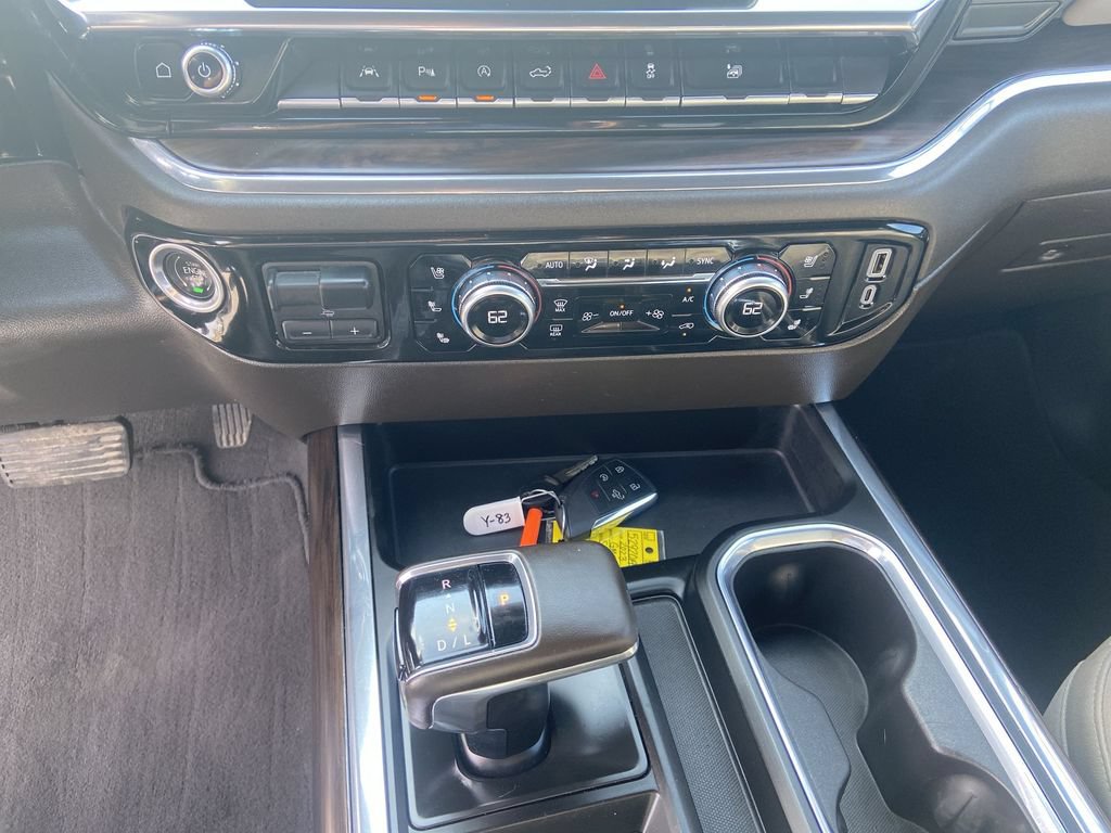 2023 GMC Sierra 1500 SLT - Photo 18