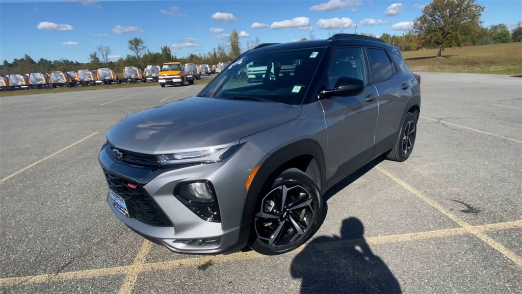 2023 Chevrolet Trailblazer RS photo 2