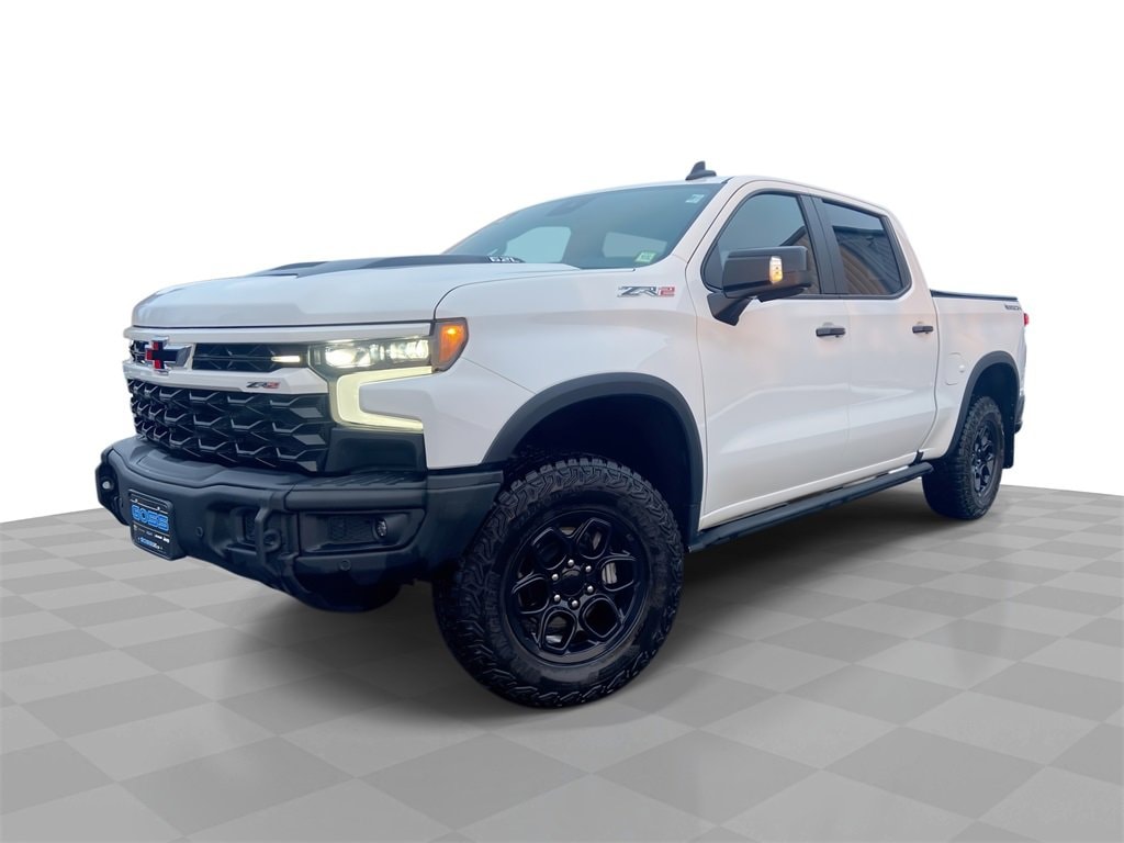 2024 Chevrolet Silverado 1500 ZR2's photo
