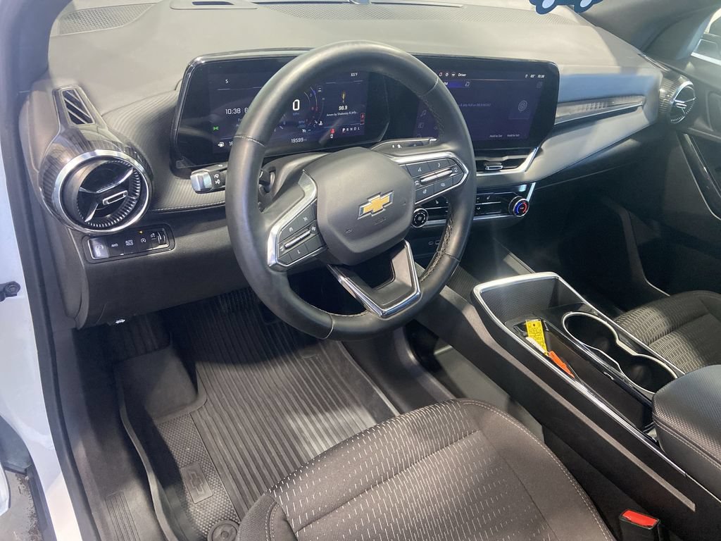 2025 Chevrolet Equinox LT - Photo 10
