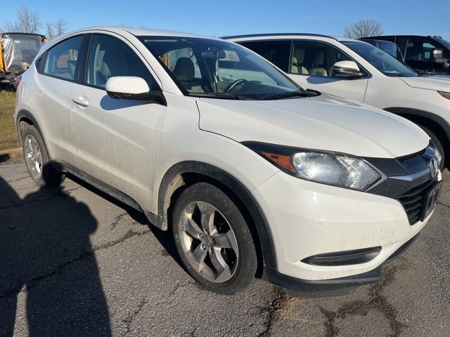 2018 Honda HR-V LX photo 2