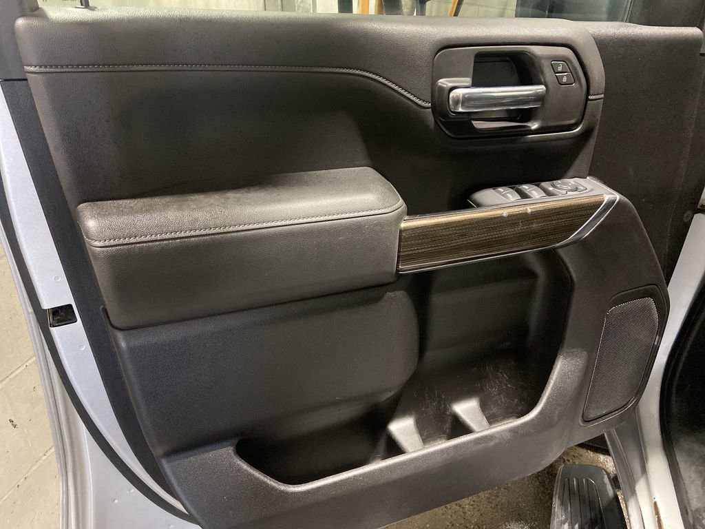 2022 Chevrolet Silverado 3500HD LT - Photo 21