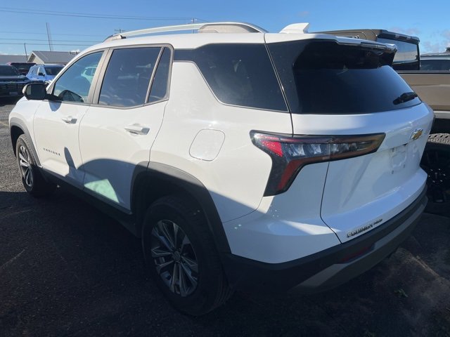 2025 Chevrolet Equinox LT photo 3