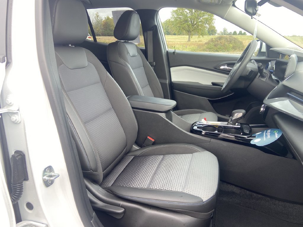 2024 Chevrolet Trax LT - Photo 26